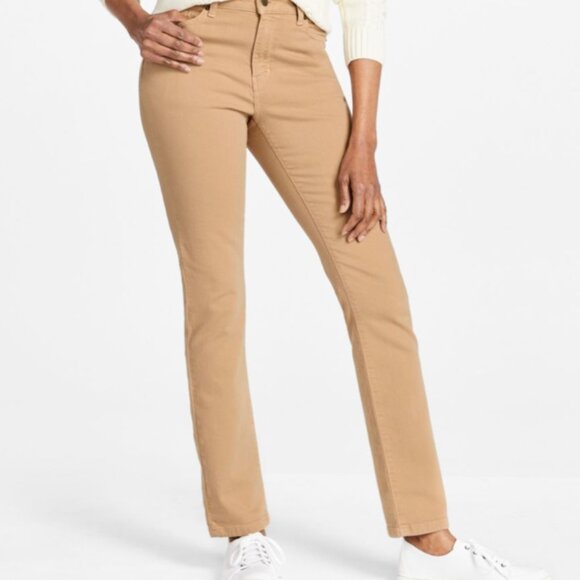 L.L. Bean true shape high rise straight leg jean, classic fit, size 6 Reg NWT - Picture 11 of 12